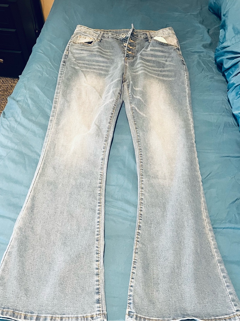 SHEIN Light Blue Flared Women's Jeans